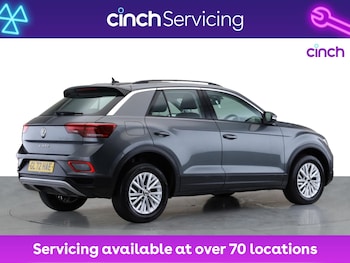 Used Volkswagen T-Roc 2023 for sale - 76041371: Photo 3