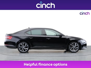 Used Skoda Superb 2017 for sale - 75620630: Photo