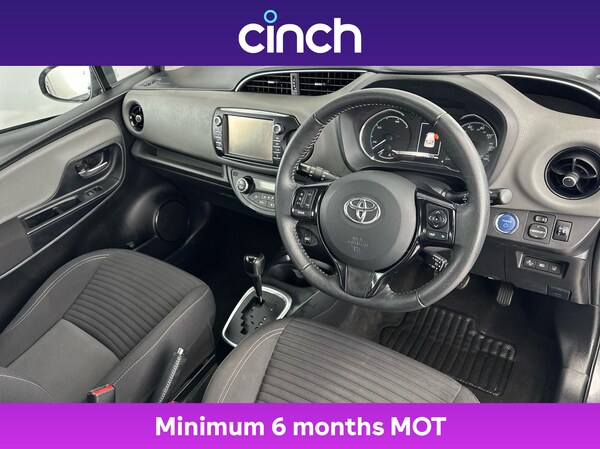 Used Toyota Yaris 2018 for sale - 76292705: Photo 12