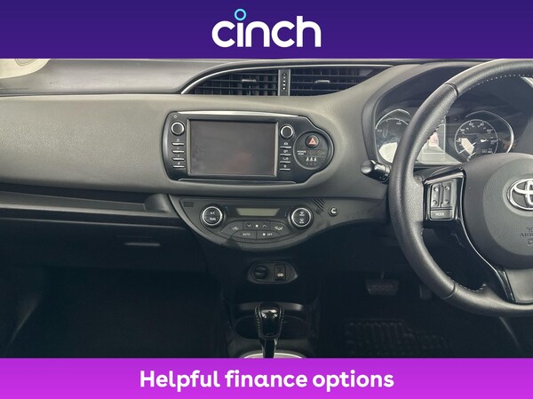 Used Toyota Yaris 2018 for sale - 76292705: Photo 17