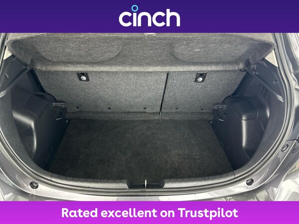 Used Toyota Yaris 2018 for sale - 76292705: Photo 21