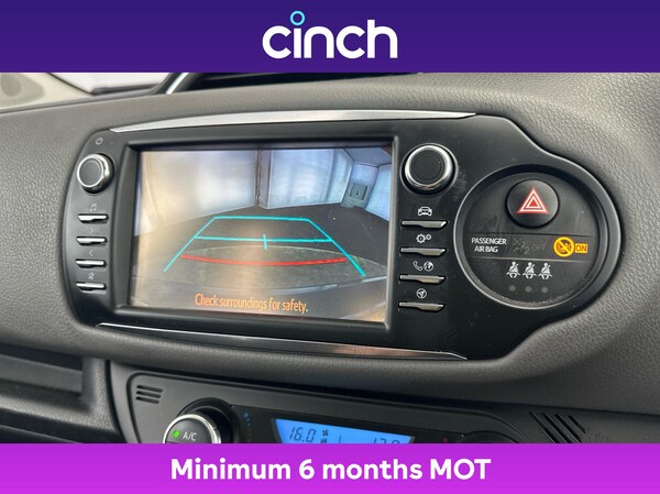 Used Toyota Yaris 2018 for sale - 76292705: Photo 32