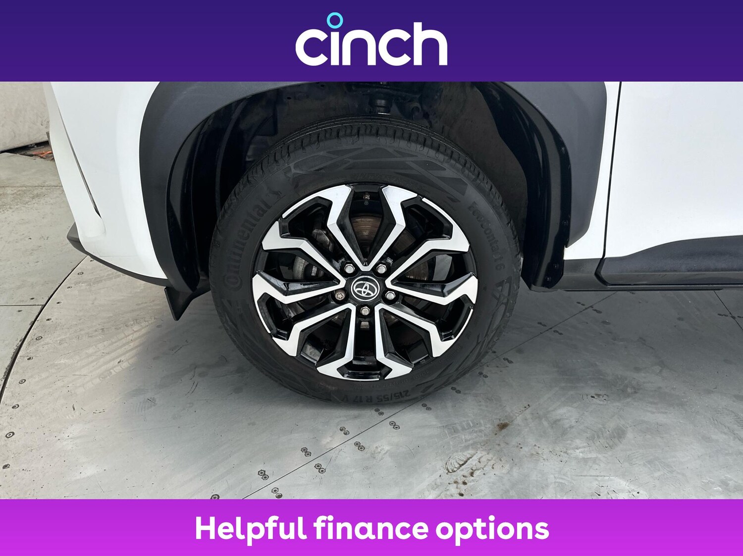 Used Toyota Yaris Cross 2023 for sale - 76672616: Photo 24