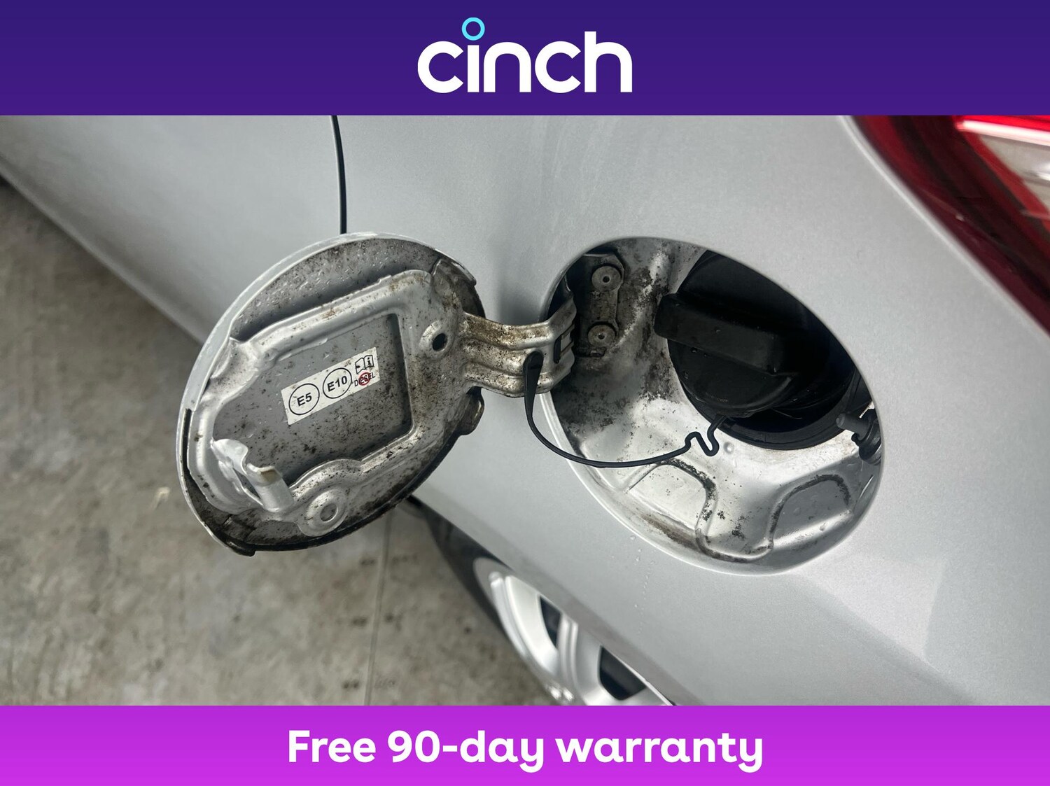 Used Toyota Yaris 2018 for sale - 76954539: Photo 29