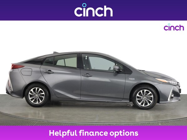 Used Toyota Prius 2022 for sale - 76334302: Photo 2