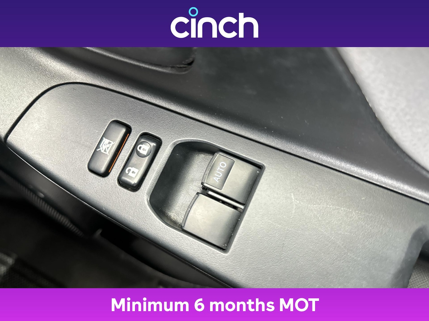 Used Toyota Yaris 2018 for sale - 76854956: Photo 32