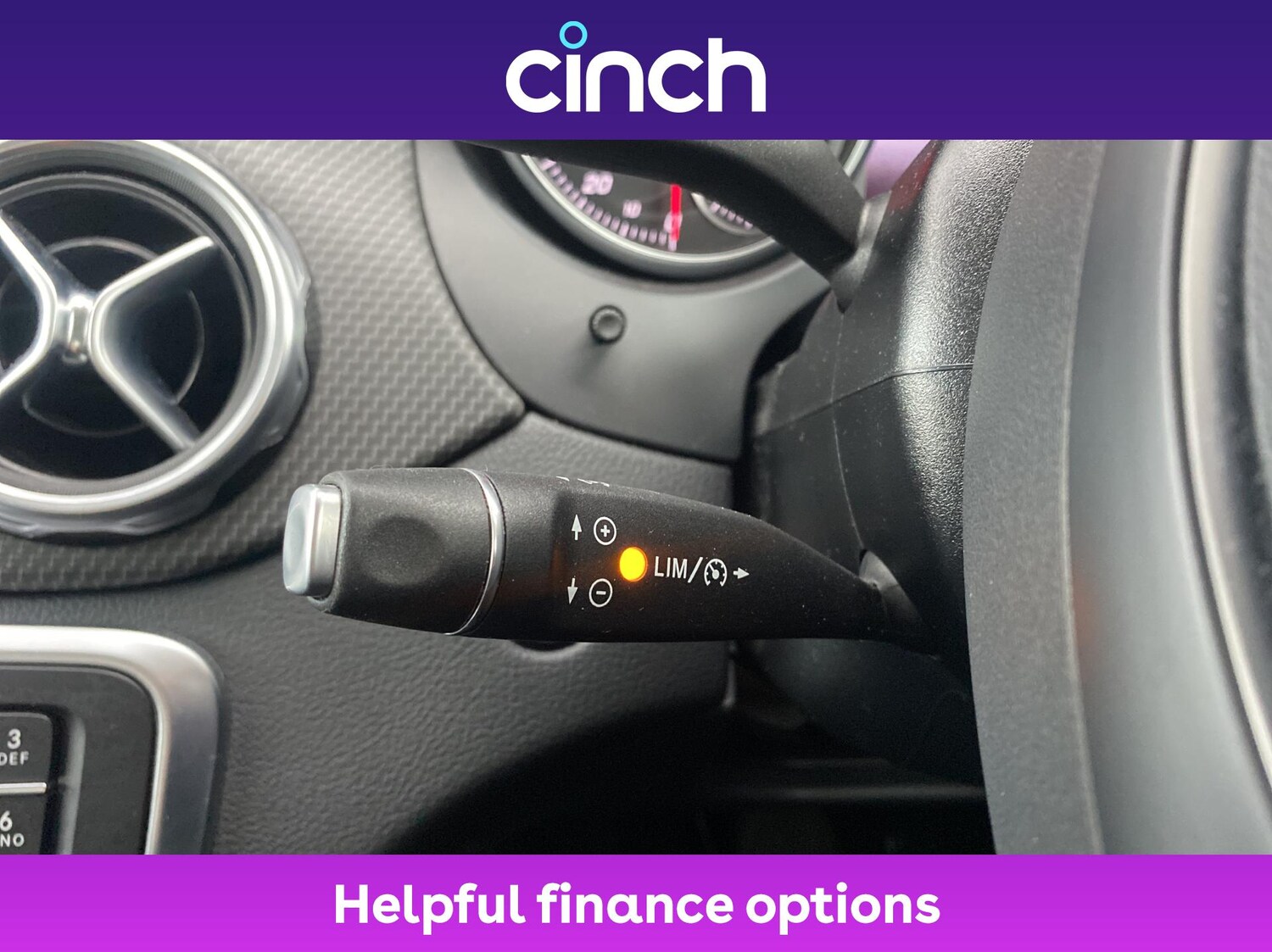 Used Mercedes-Benz GLA 2018 for sale - 76528768: Photo 35