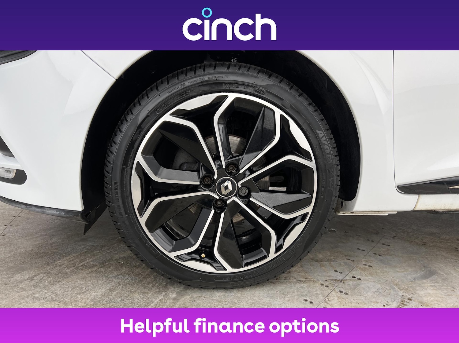 Used Renault Clio 2018 for sale - 76934143: Photo 24