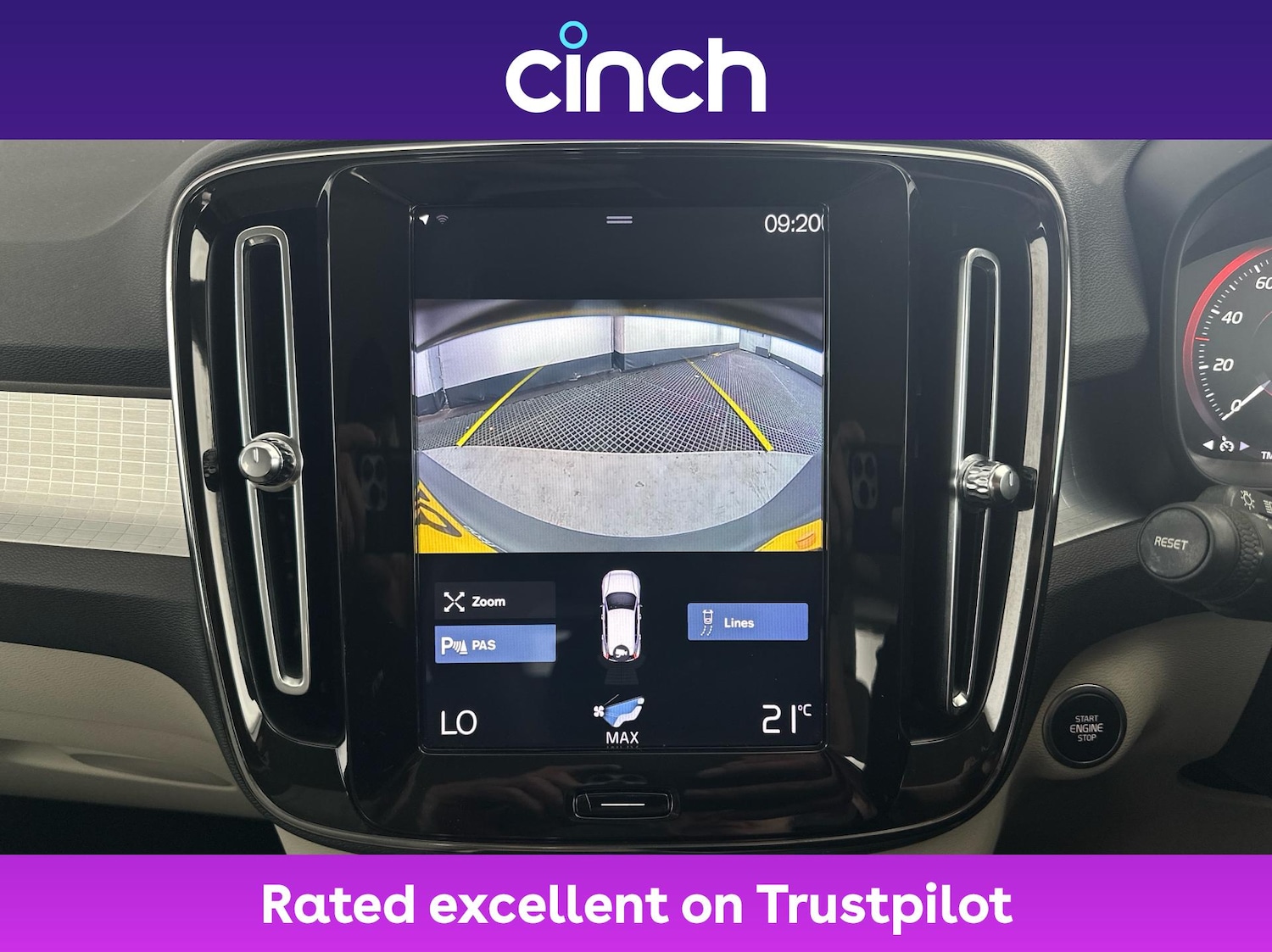 Used Volvo XC40 2018 for sale - 76697404: Photo 33