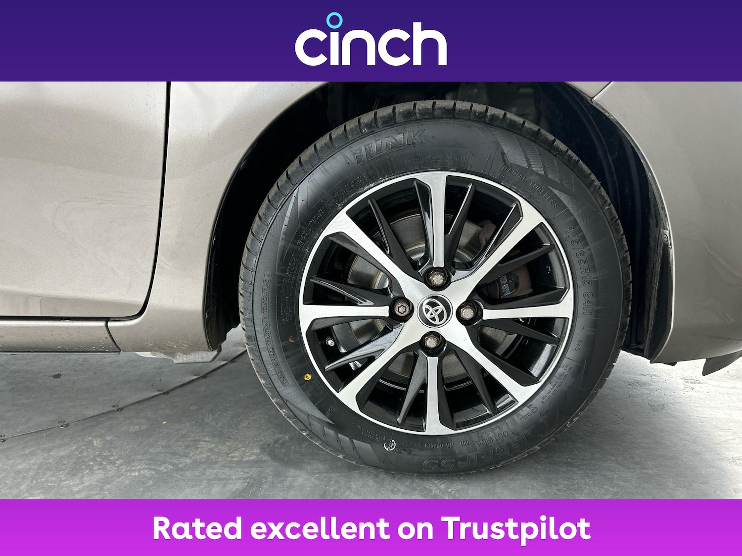 Used Toyota Yaris 2018 for sale - 76416319: Photo 28