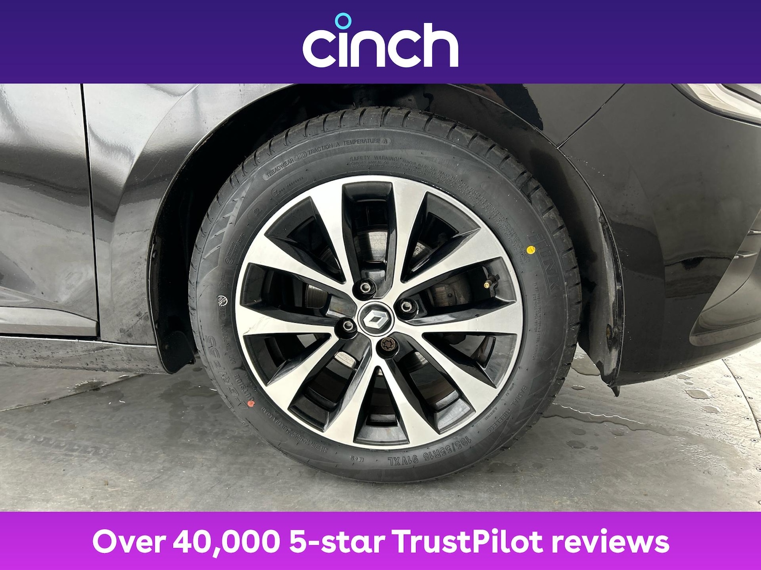 Used Renault Clio 2023 for sale - 76901587: Photo 28