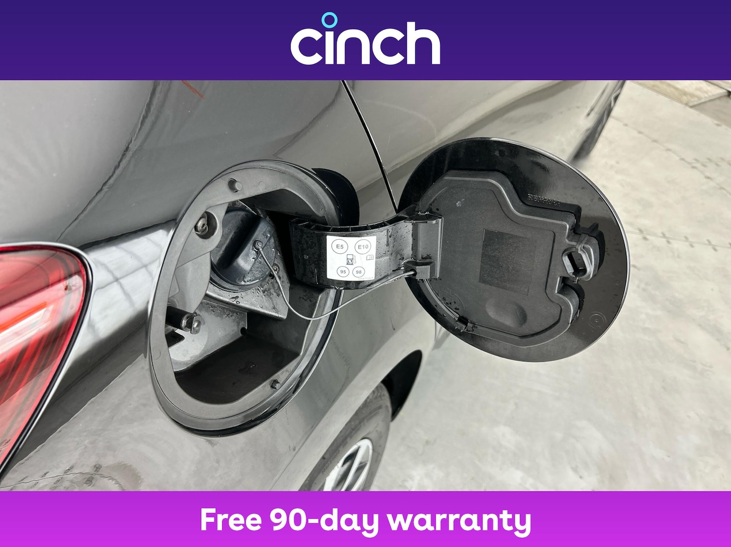 Used Renault Clio 2023 for sale - 76901587: Photo 29