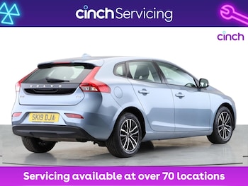Used Volvo V40 2019 for sale - 76204536: Photo 3