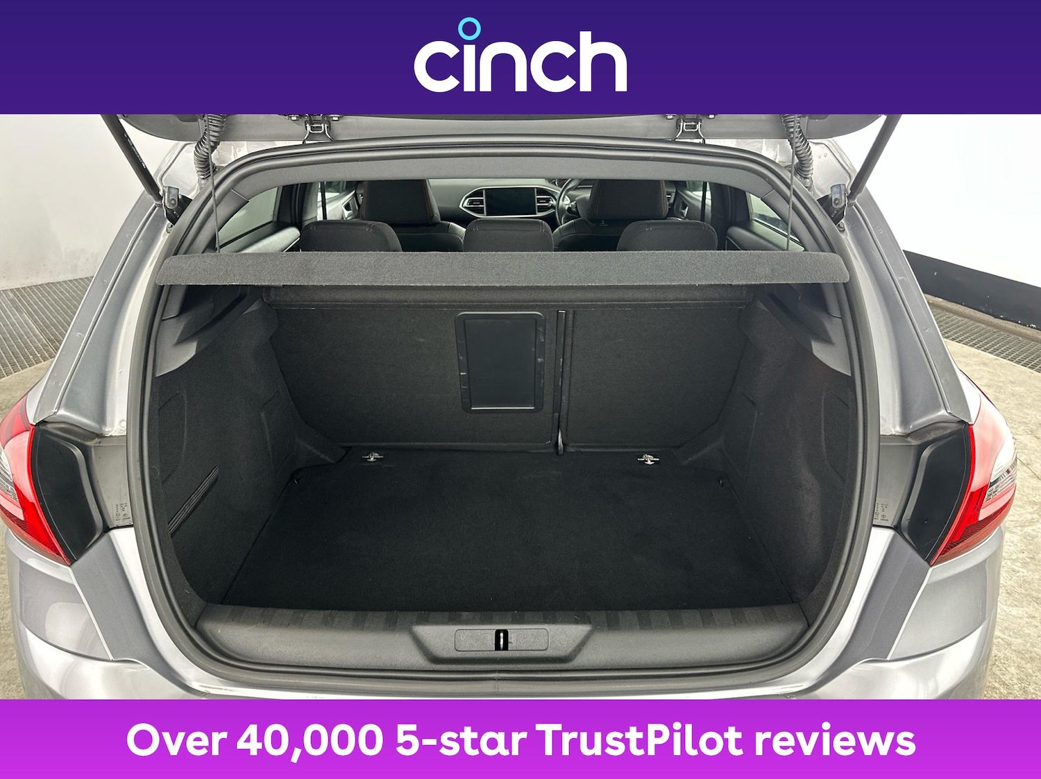 Used Peugeot 308 2018 for sale - 77013897: Photo 21