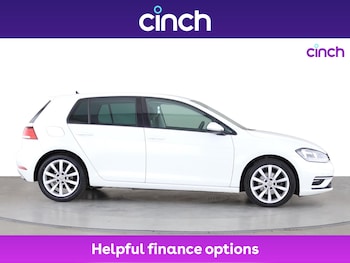 Used Volkswagen Golf 2017 for sale - 76030973: Photo 2