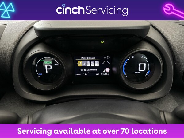 Used Toyota Yaris 2021 for sale - 76242003: Photo 18