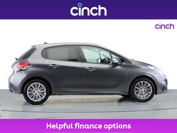 Used Peugeot 208 2019 for sale - 76093251: Photo 2