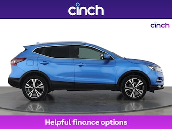 Used Nissan Qashqai 2017 for sale - 76164317: Photo 2