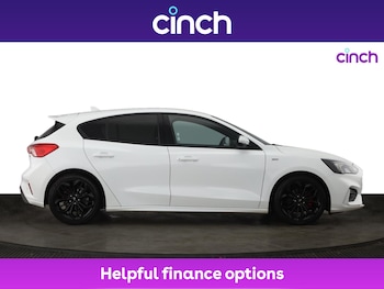 Used Ford Focus 2018 for sale - 75412390: Photo