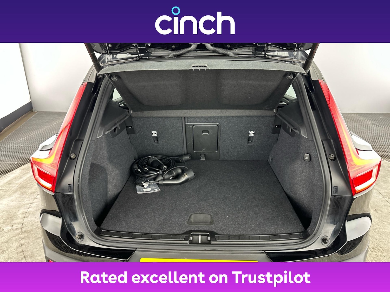 Used Volvo XC40 2023 for sale - 77048279: Photo 21