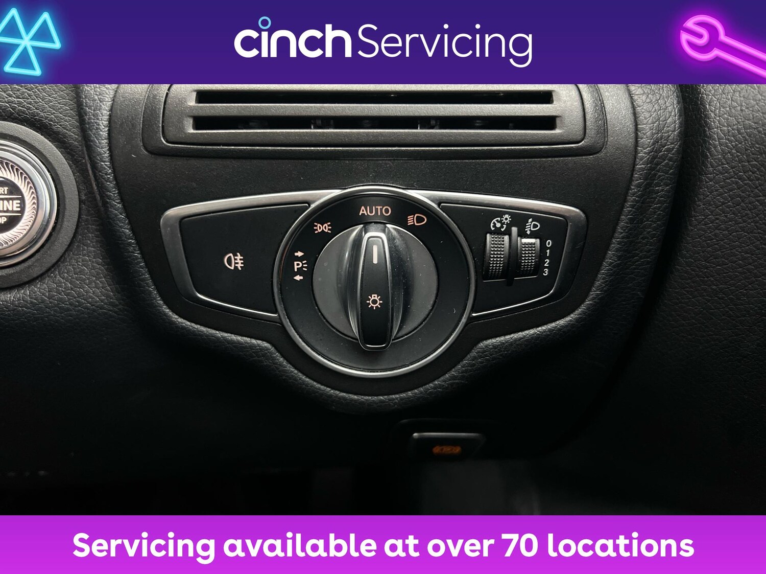 Used Mercedes-Benz C Class 2018 for sale - 76593529: Photo 36