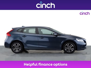 Used Volvo V40 2017 for sale - 76106554: Photo