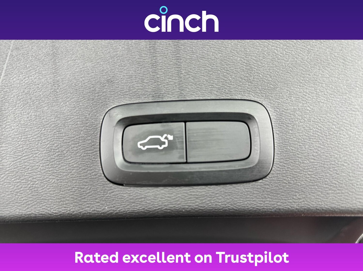 Used Volvo XC40 2018 for sale - 76292747: Photo 33