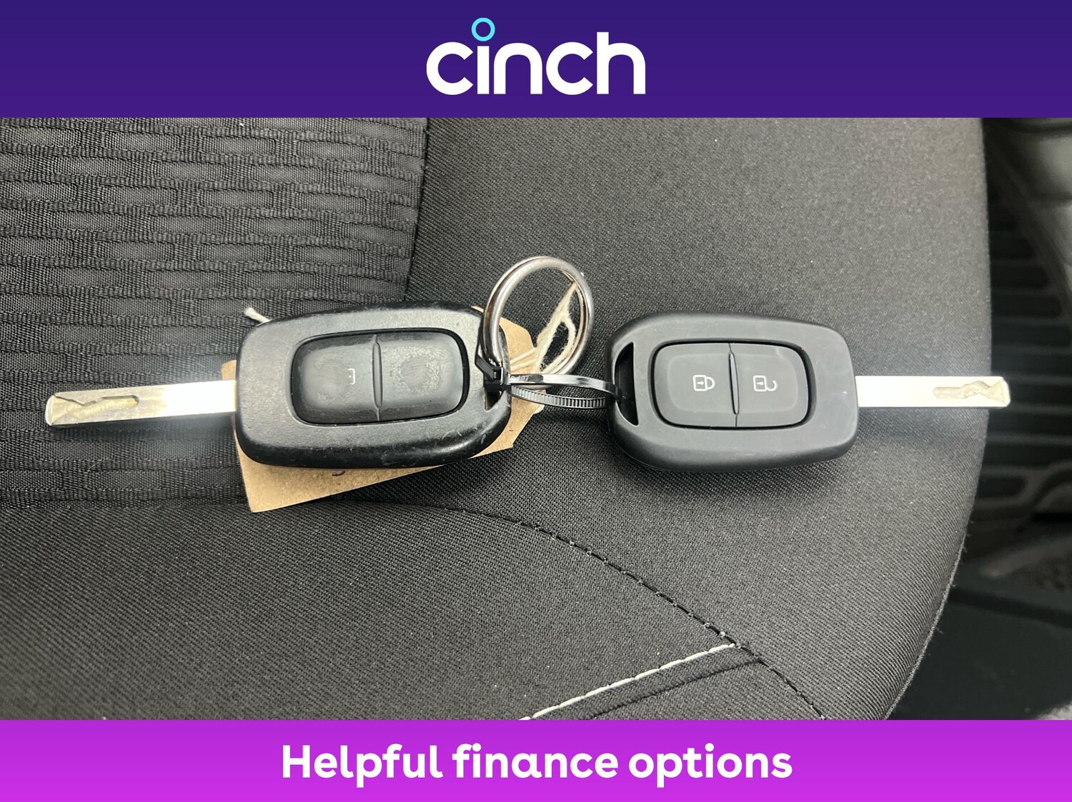 Used Dacia Sandero 2018 for sale - 76552154: Photo 30