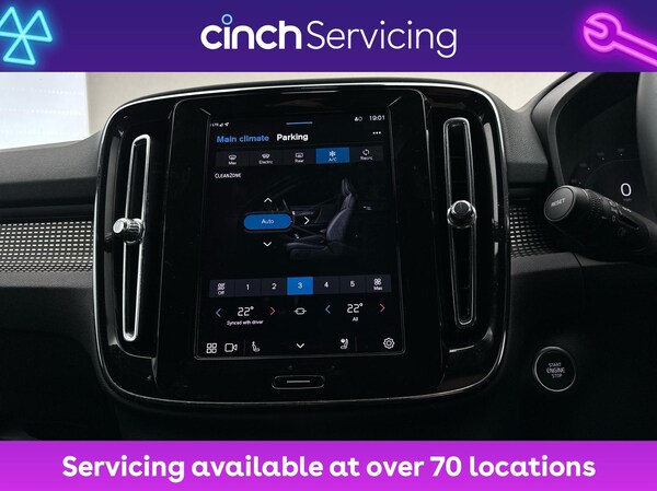Used Volvo XC40 2024 for sale - 76250385: Photo 31