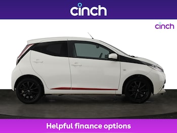 Used Toyota AYGO 2017 for sale - 76125191: Photo 2