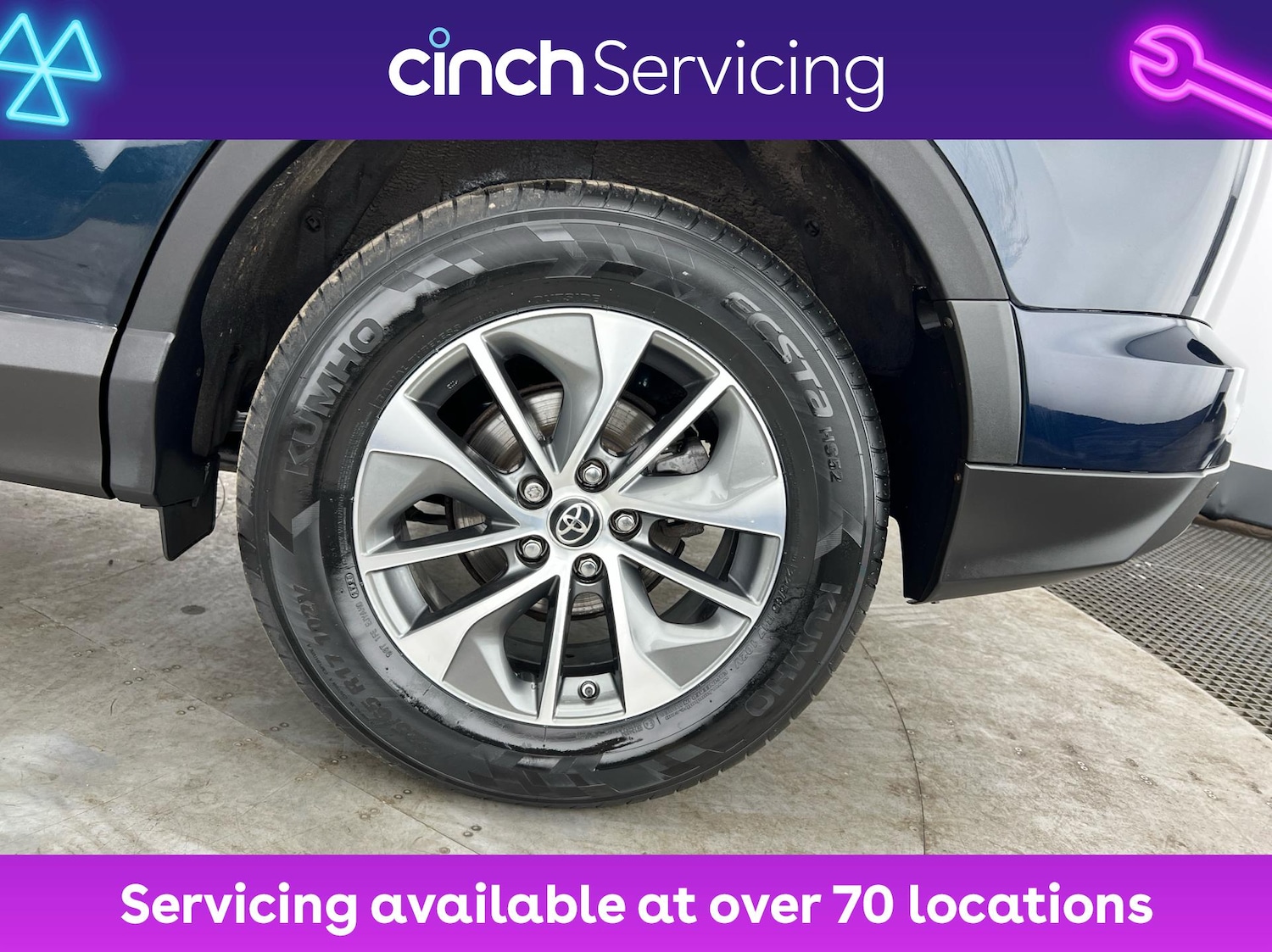 Used Toyota RAV4 2018 for sale - 76949965: Photo 26