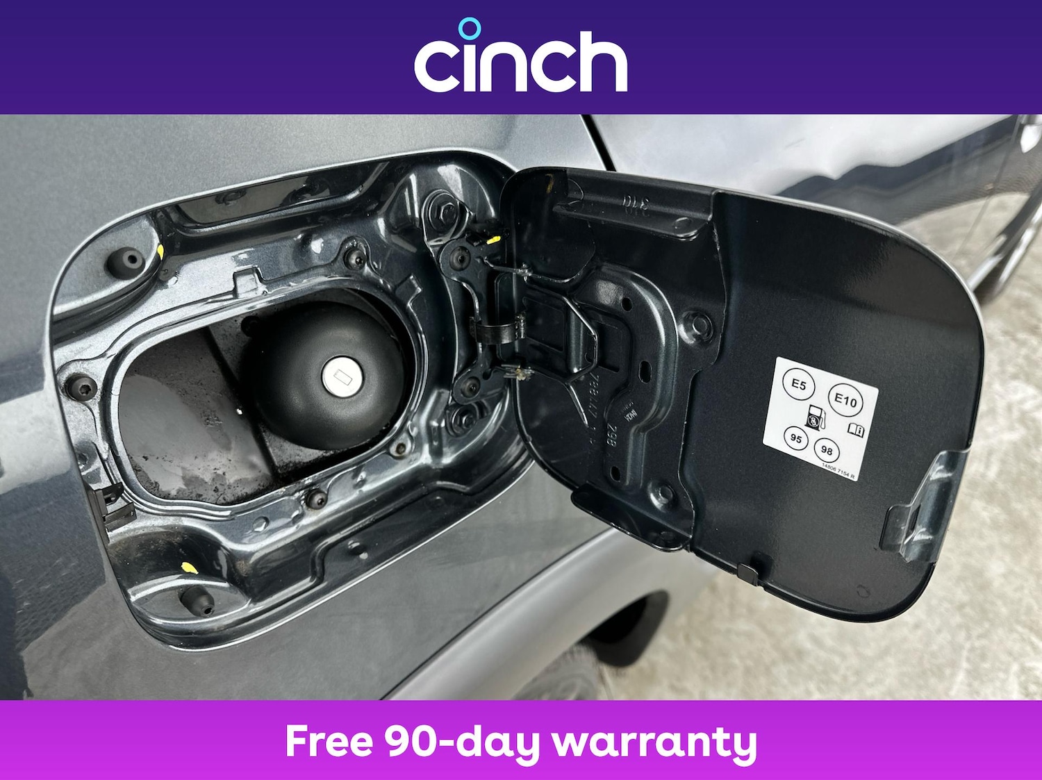 Used Dacia Sandero Stepway 2020 for sale - 76888904: Photo 29