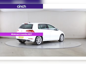 Used Volkswagen Golf 2017 for sale - 75938518: Photo