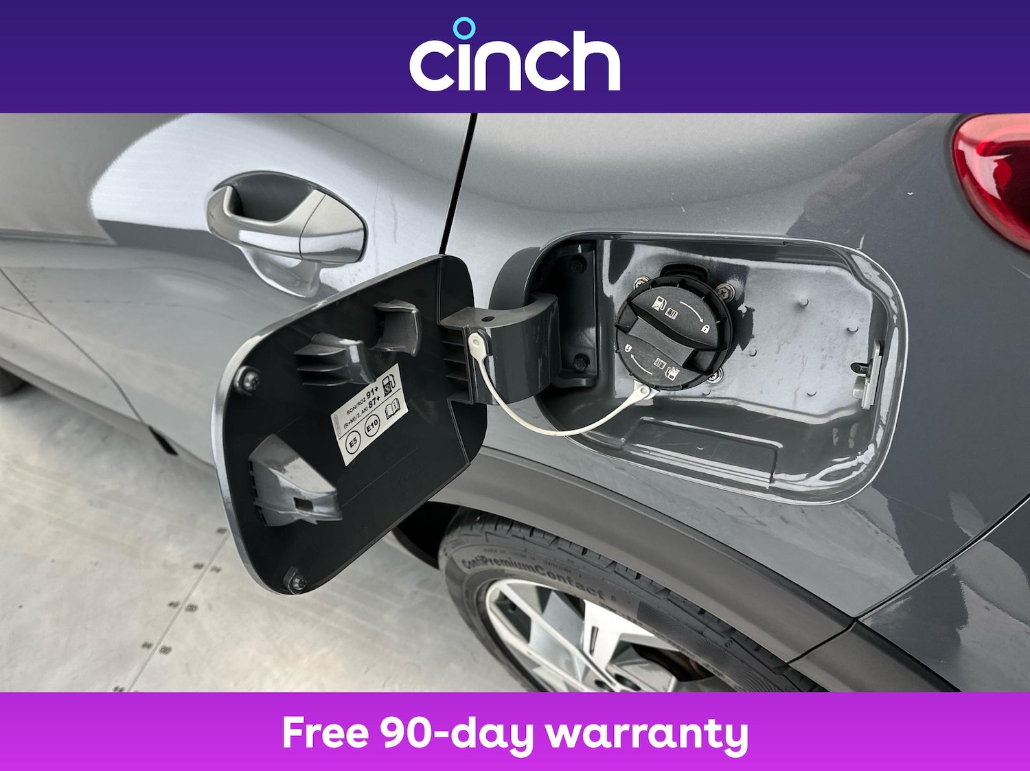 Used Kia Stonic 2023 for sale - 76389945: Photo 29