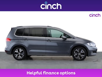 Used Volkswagen Touran 2020 for sale - 76250293: Photo 2