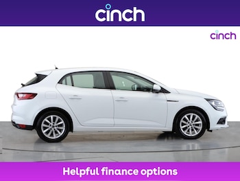 Used Renault Megane 2017 for sale - 76224315: Photo 2