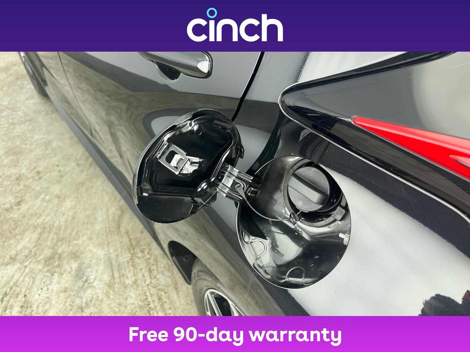 Used Toyota Yaris 2022 for sale - 76176569: Photo 29
