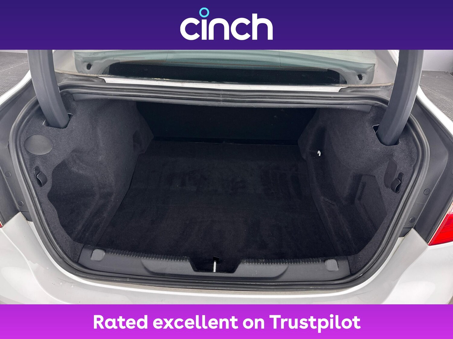 Used Jaguar XE 2019 for sale - 76539776: Photo 21