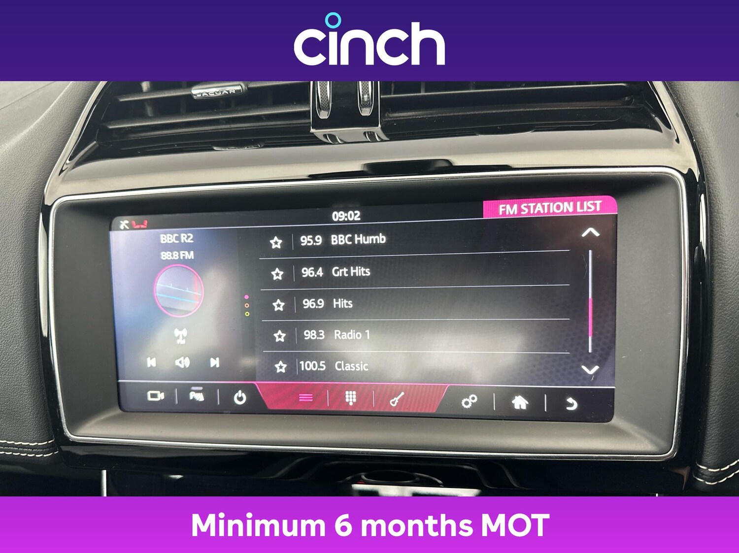 Used Jaguar XE 2019 for sale - 76539776: Photo 32