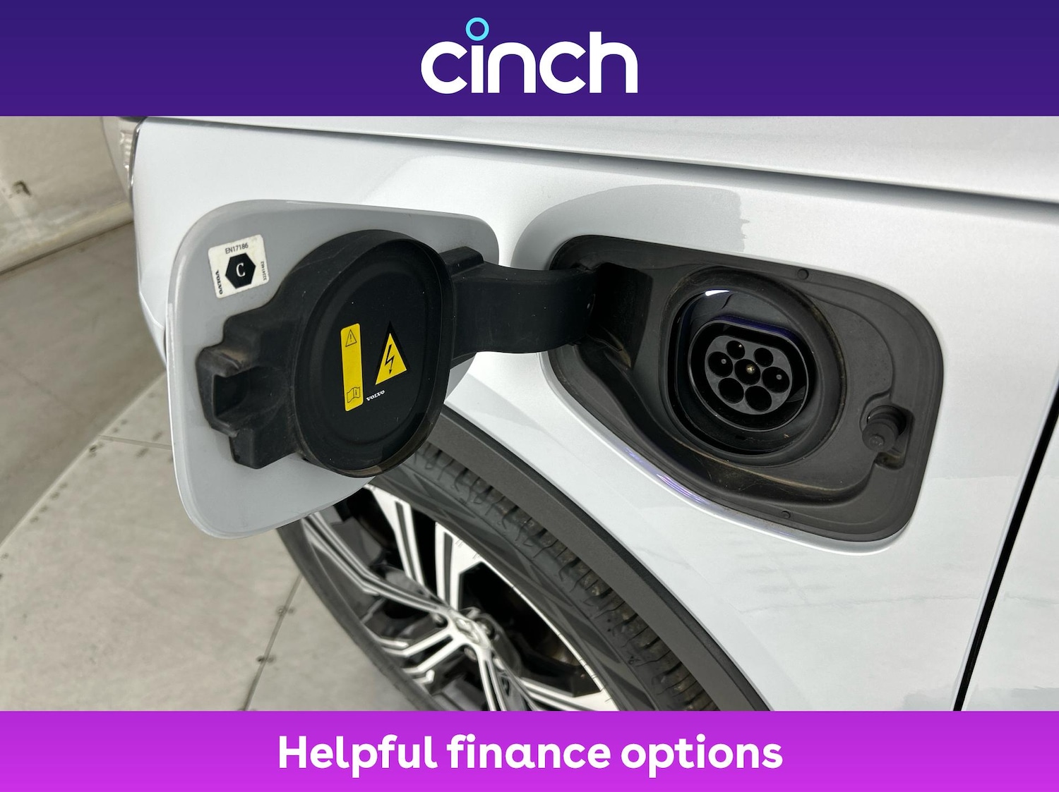 Used Volvo XC40 2022 for sale - 76376567: Photo 40