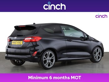 Used Ford Fiesta 2017 for sale - 75892400: Photo