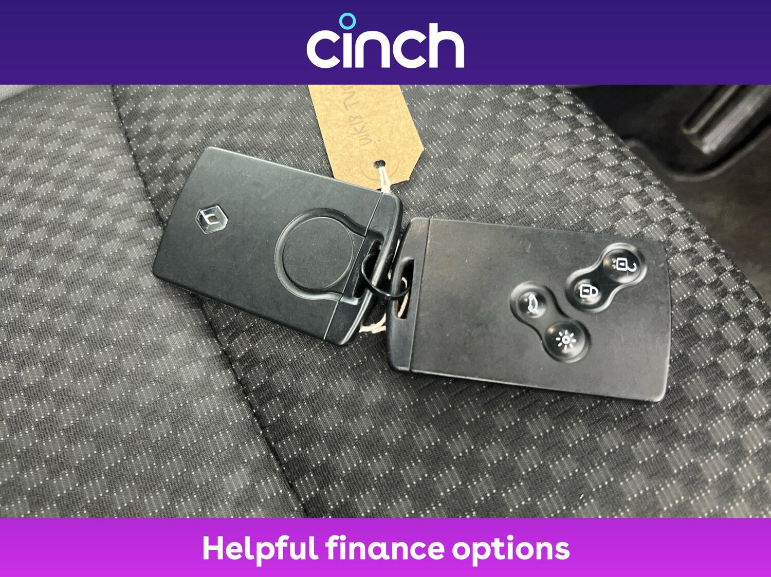 Used Renault Clio 2018 for sale - 76586730: Photo 30