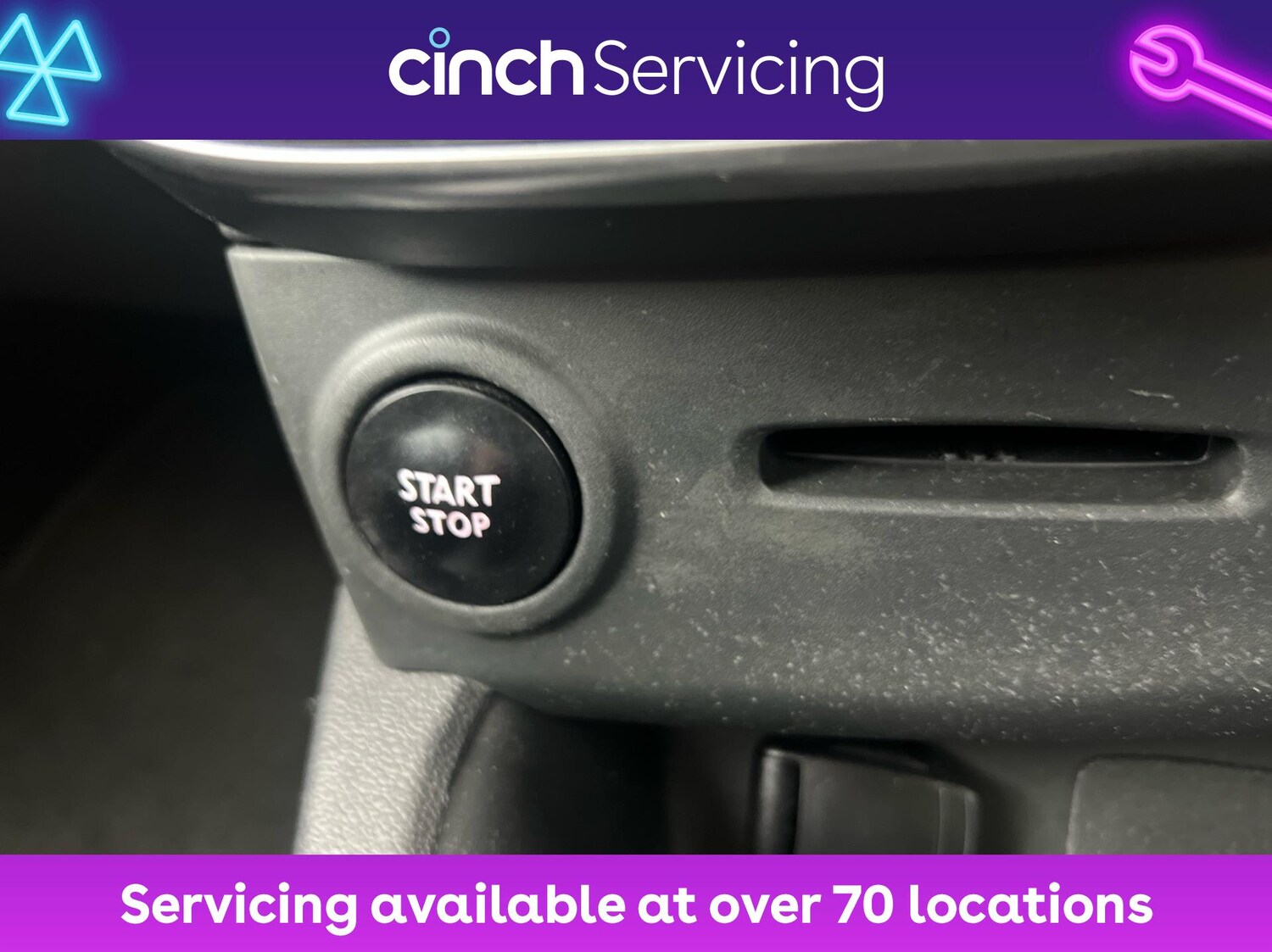 Used Renault Clio 2018 for sale - 76586730: Photo 36