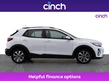 Used Kia Stonic 2022 for sale - 76112687: Photo 2