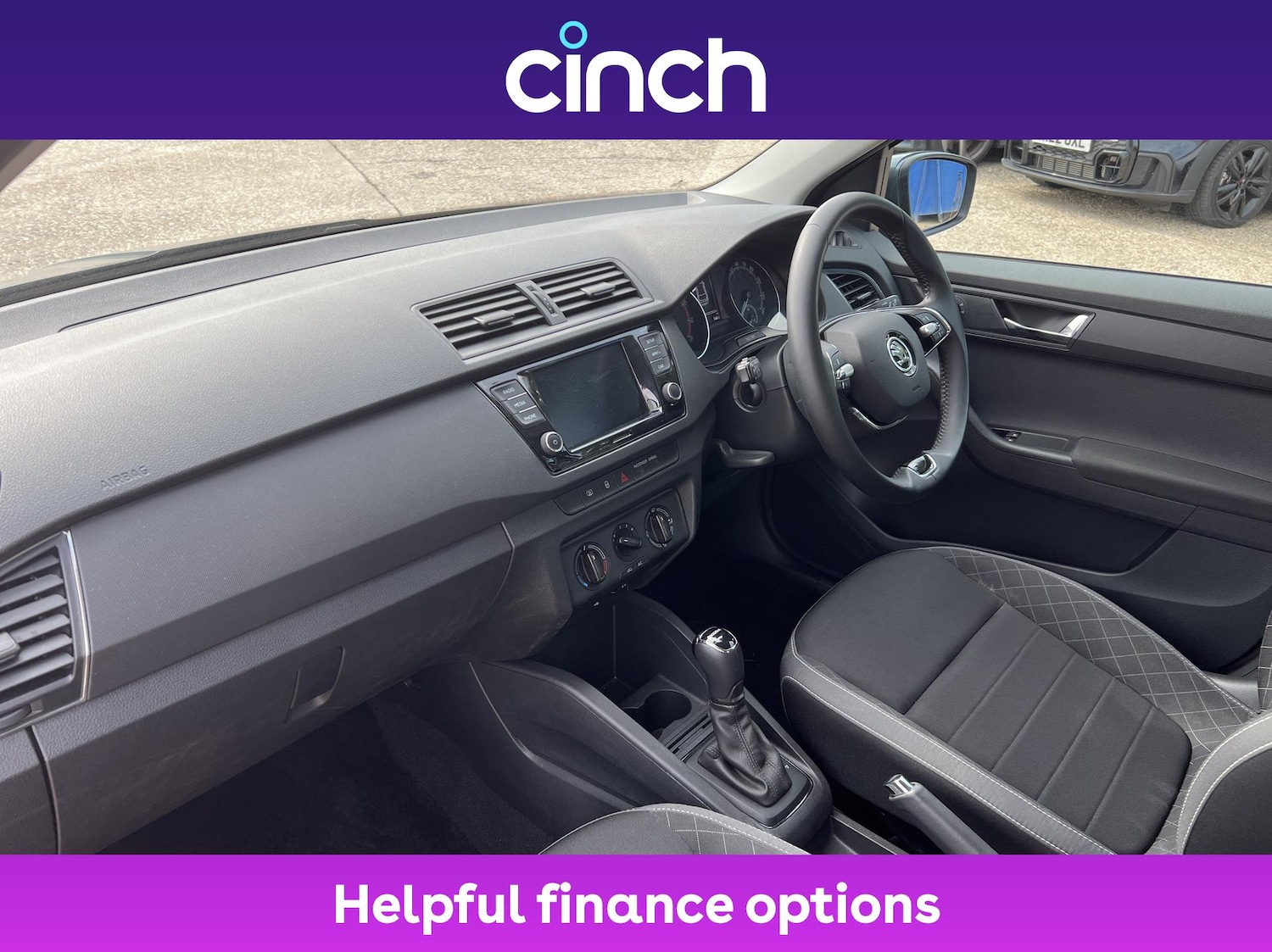 Used Toyota Corolla 2021 for sale - 76641459: Photo 2