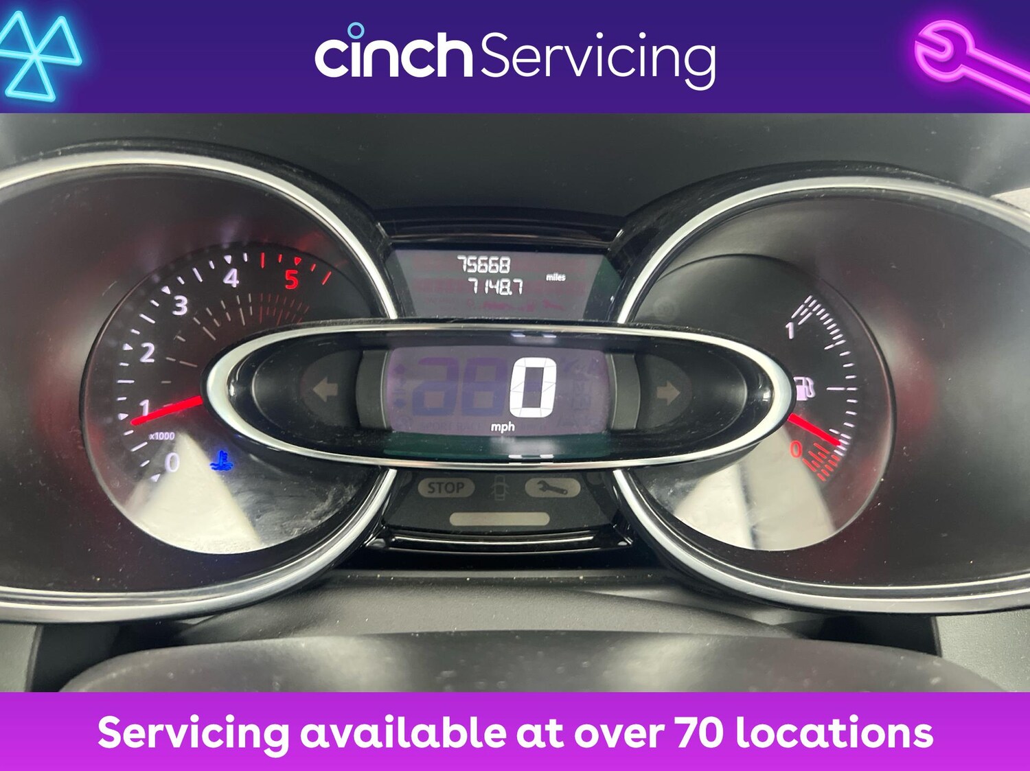 Used Renault Clio 2018 for sale - 76949963: Photo 18