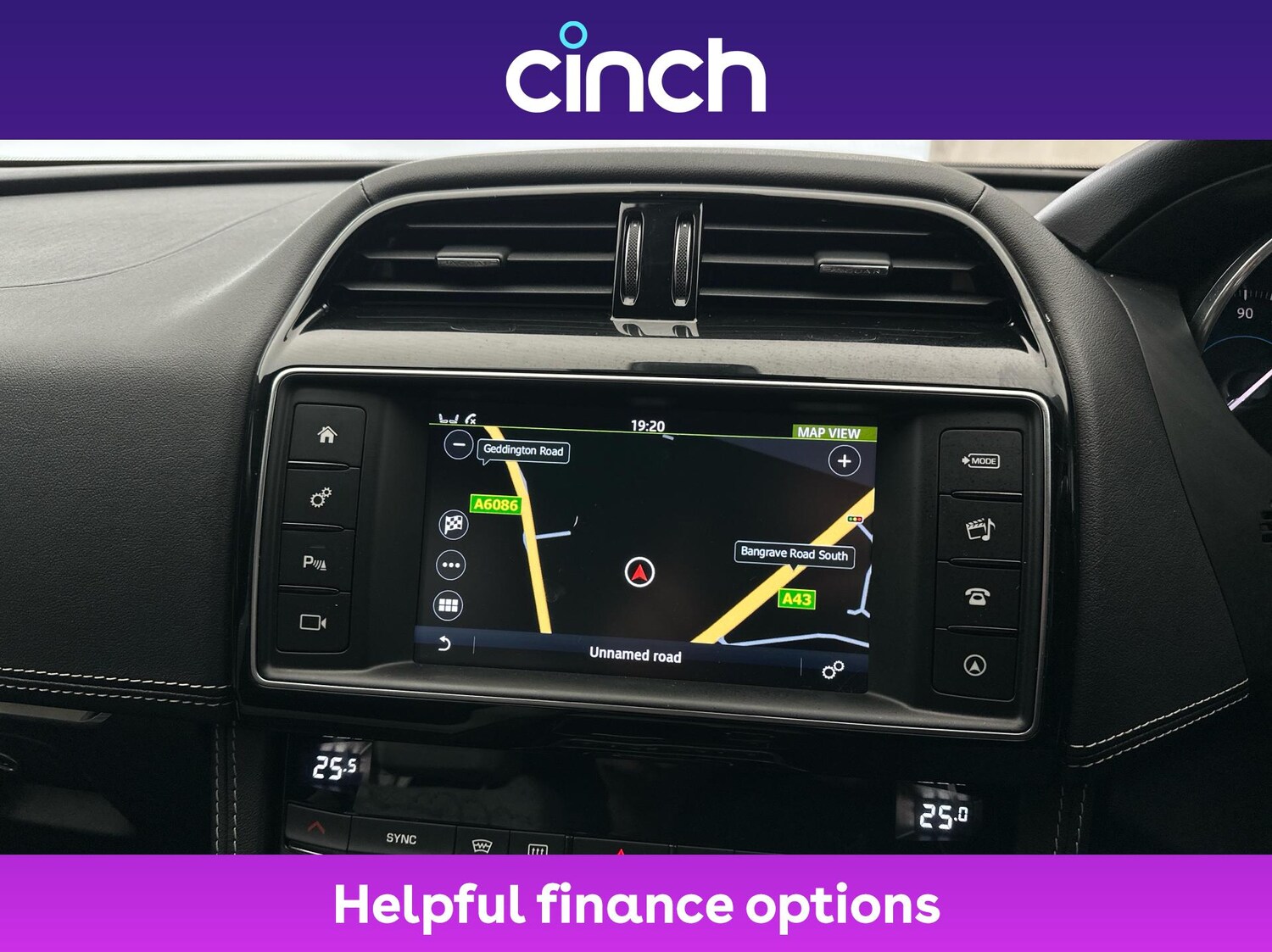 Used Jaguar F-Pace 2018 for sale - 76966872: Photo 30