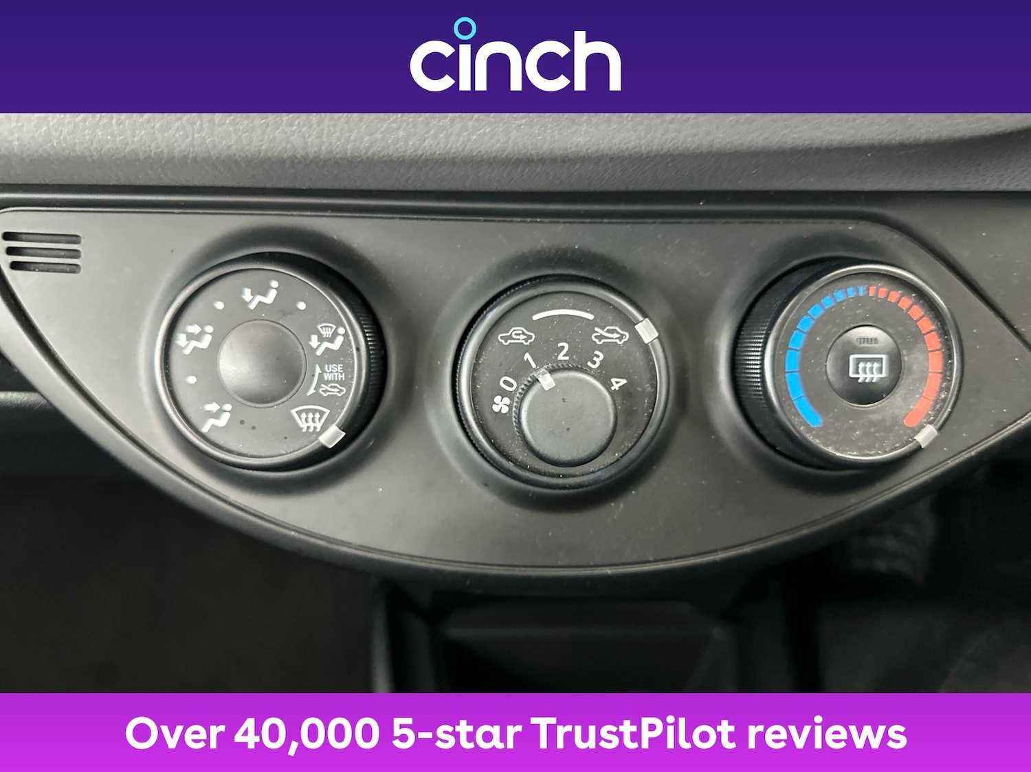 Used Toyota Yaris 2018 for sale - 77071765: Photo 33