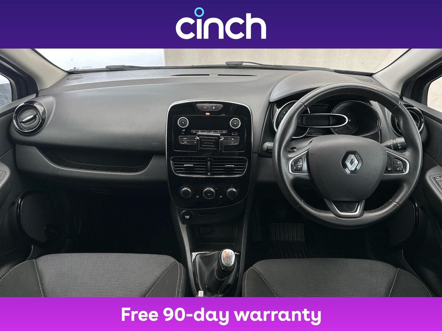 Used Renault Clio 2019 for sale - 76641496: Photo 15