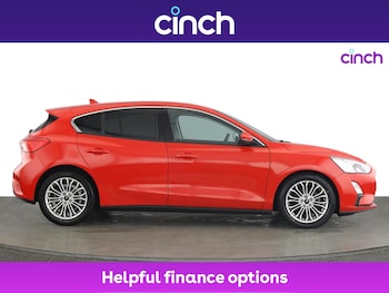 Used Ford Focus 2019 for sale - 76164349: Photo 2
